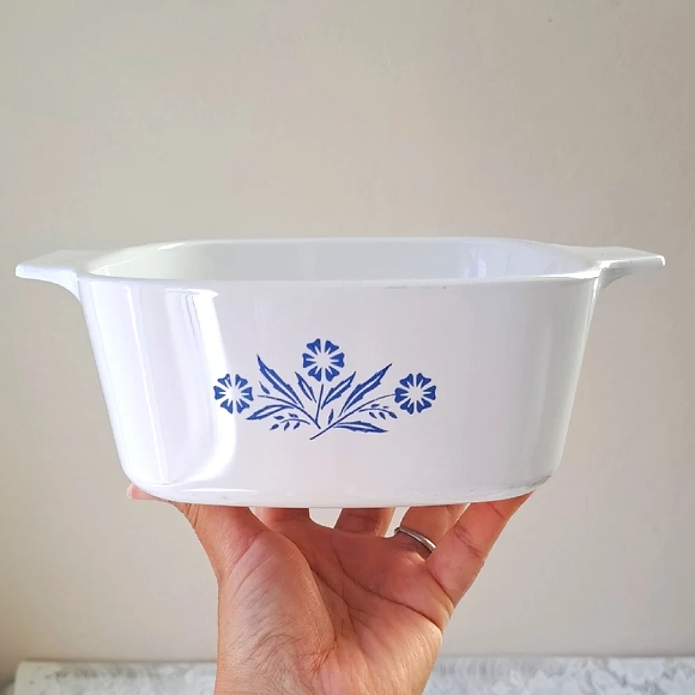 Vtg 1979 Corning Ware Blue Cornflower Casserole Baking Dish 1.5 QT A-1 1/2-B